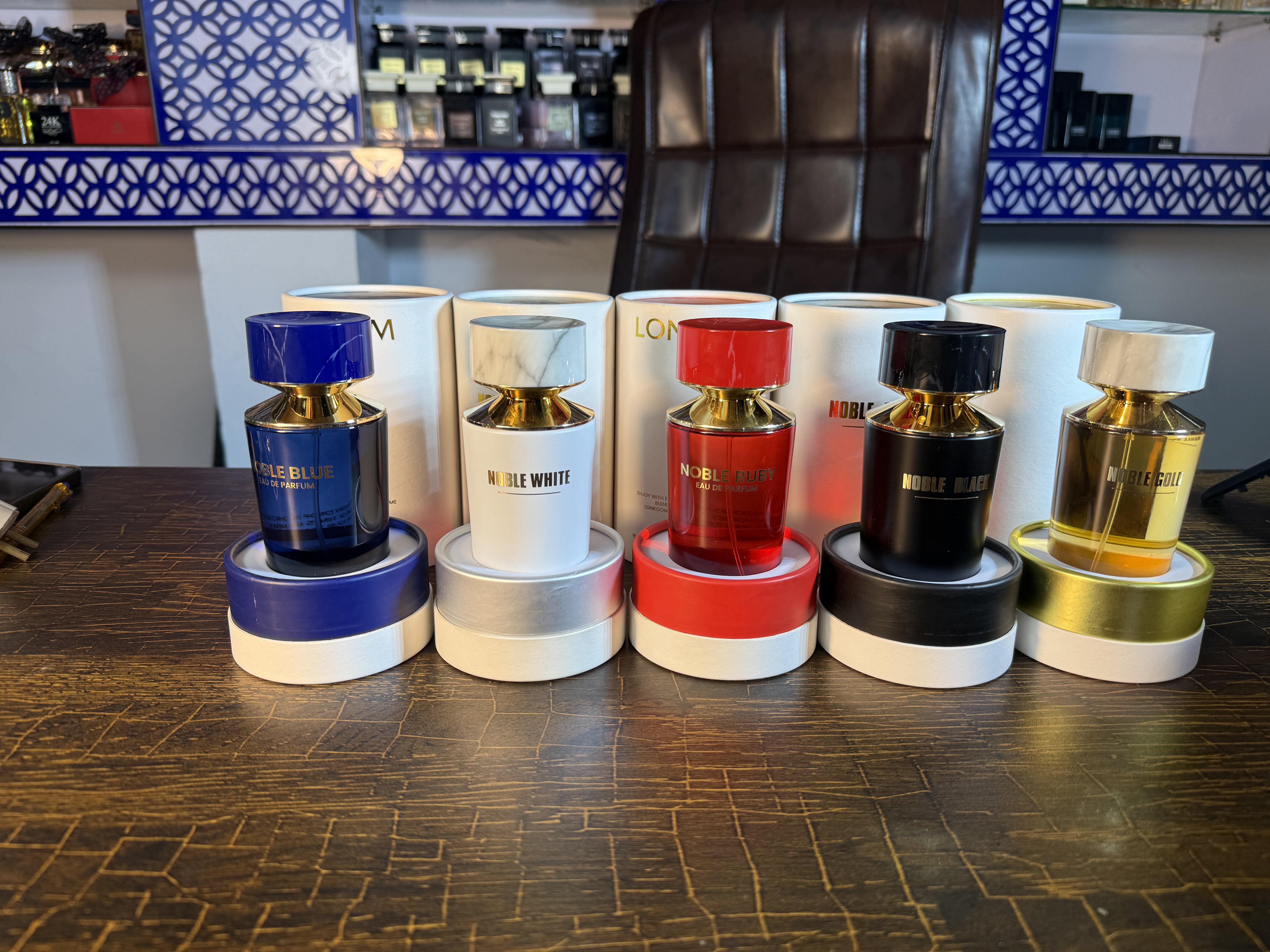 Noble Perfume ( select any one variant)